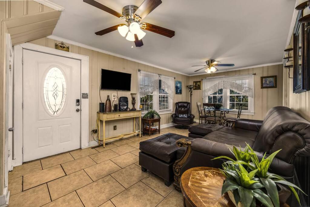 Dazzling Centrally Located Ocean View W 2 Kings, Huge Private Yard, 2 Decks, Firepit, Bbq Myrtle Beach Eksteriør bilde
